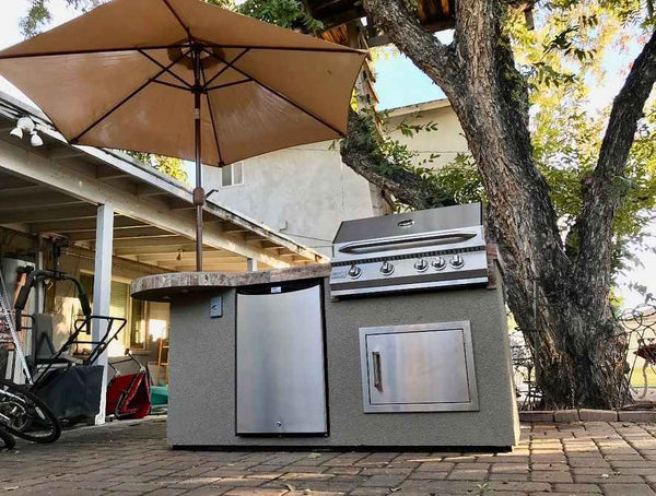 Kokomo Grill BBQ Island Round Bar, LED Lights & Built-In BBQ